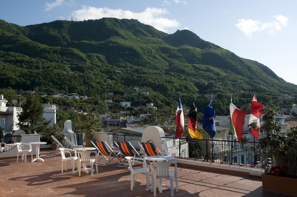 Hotel Casa Di Meglio Ischia Kültér fotó